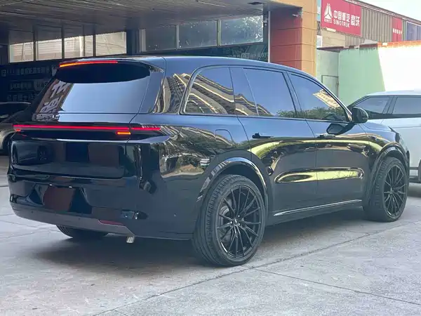 Li Auto L8 2024