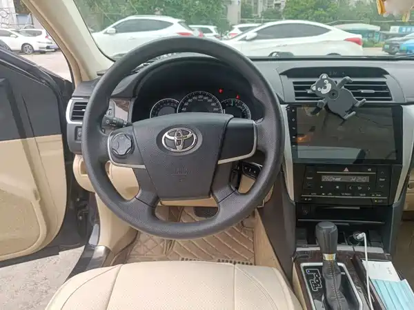 Toyota Camry 2017