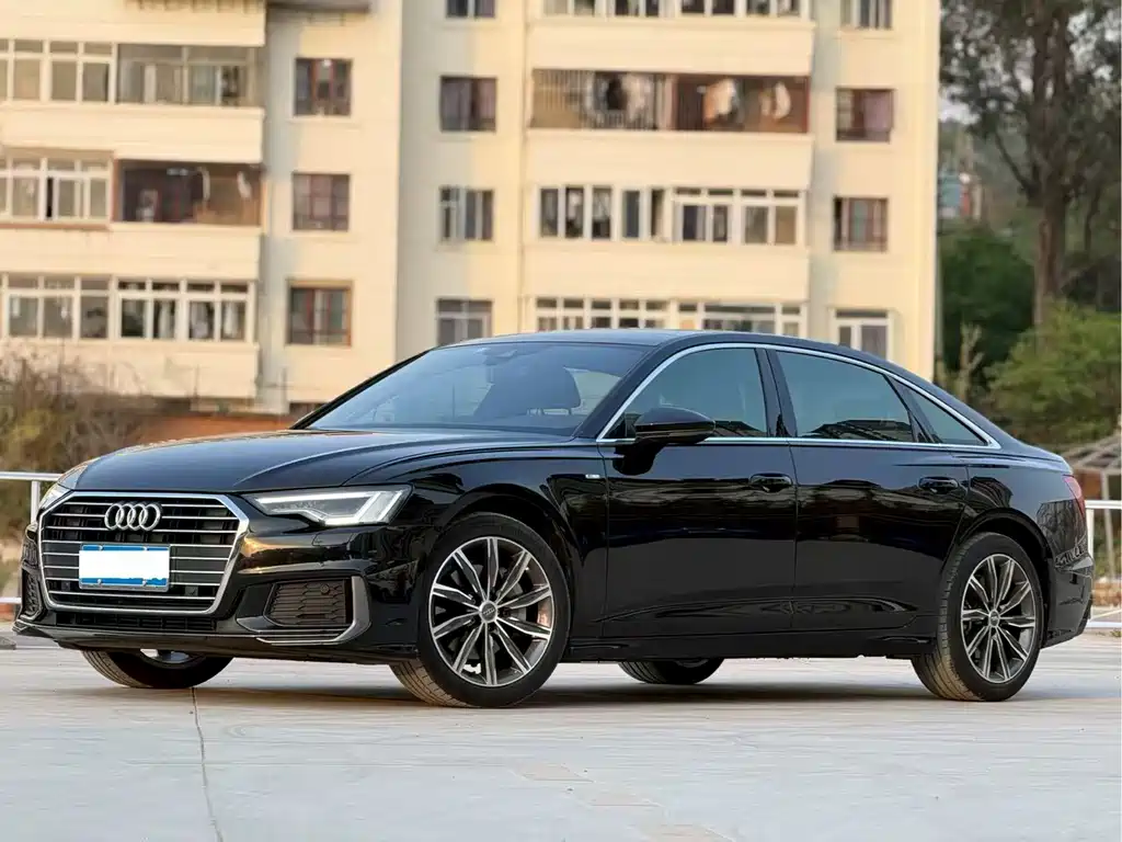 Audi A6L 2021 — фото 1