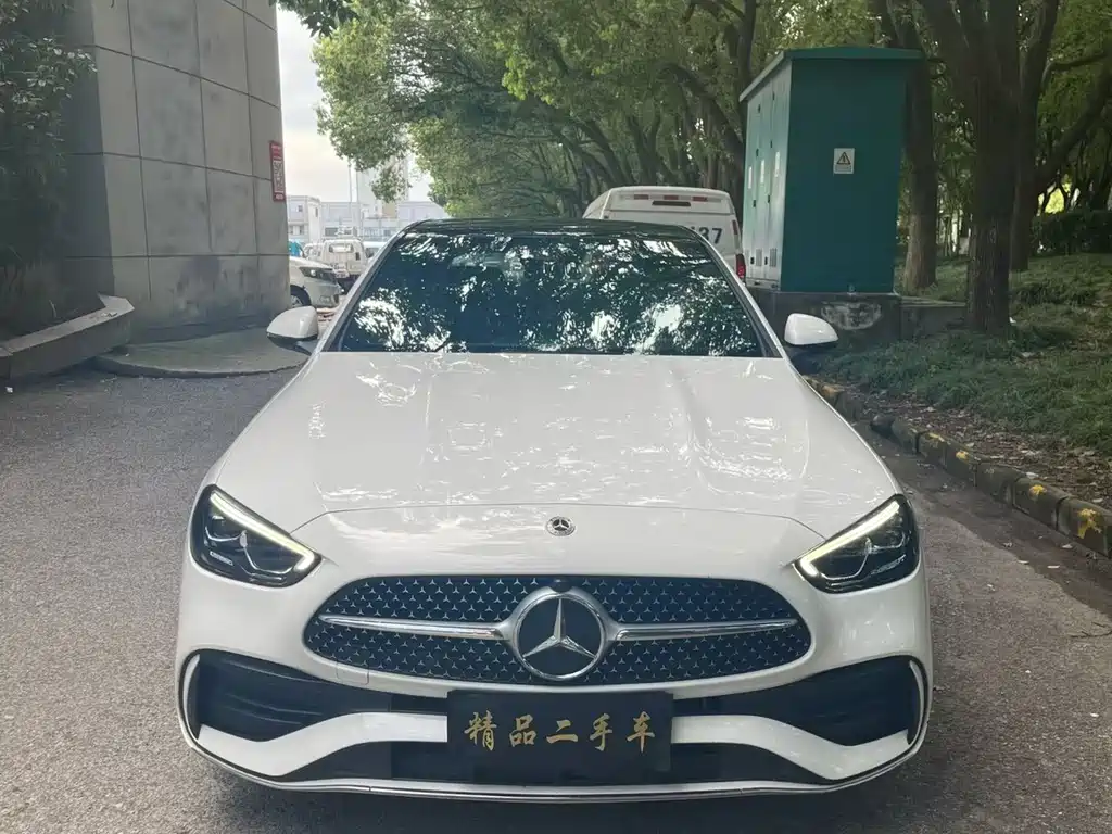 Mercedes-Benz C-Class 2023 — фото 2