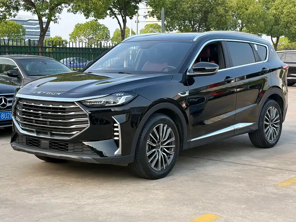 Jetour X70 PLUS 2023 — фото 2