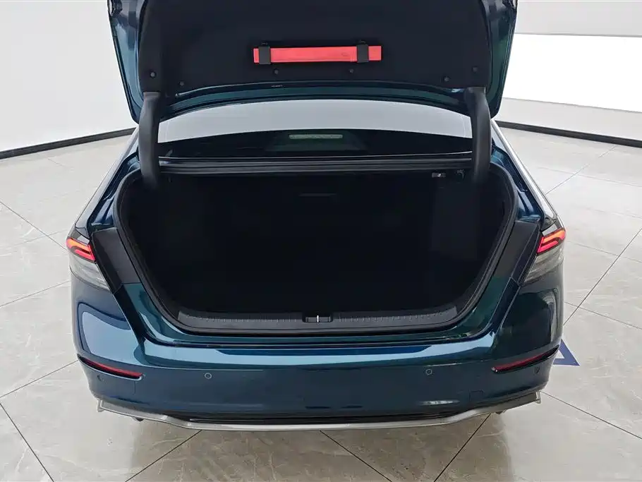 Honda Accord 2023 — фото 4