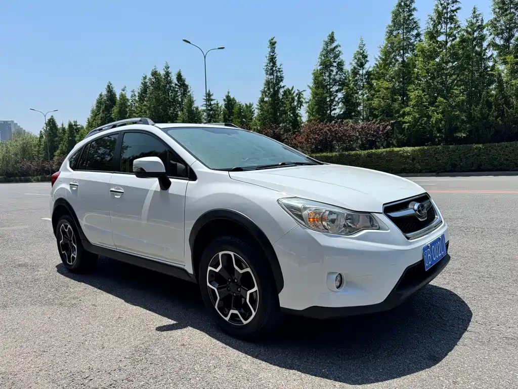 Subaru XV 2012 — фото 4
