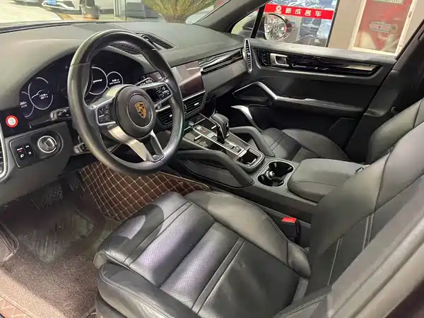 Porsche Cayenne 2020