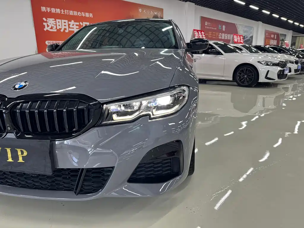 BMW 3 Series 2019 — фото 15