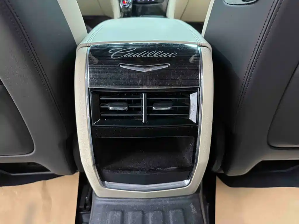 Cadillac CT6 2019 — фото 15
