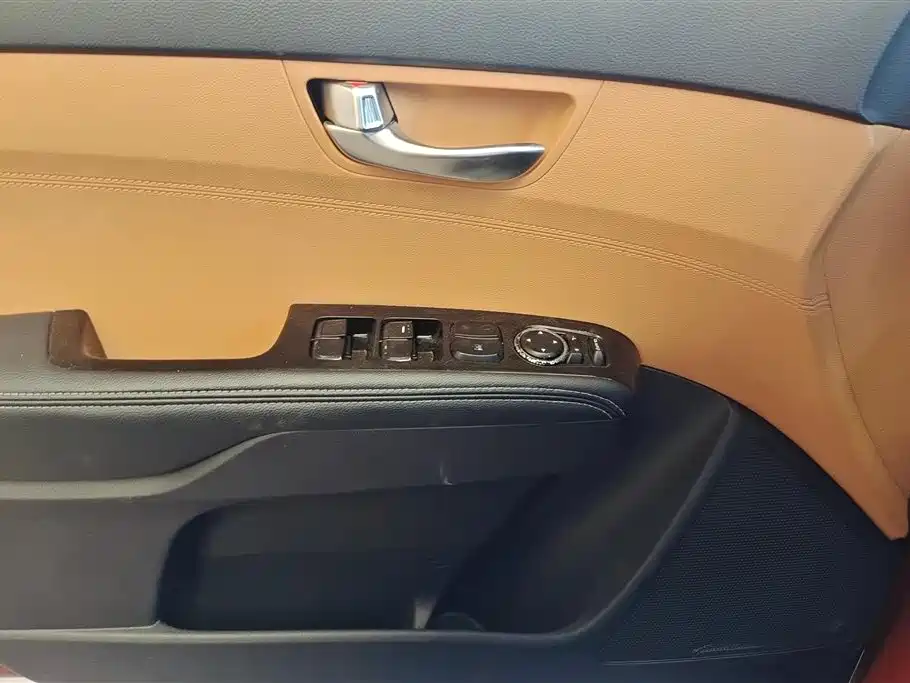 Kia KX3 2015 — фото 7