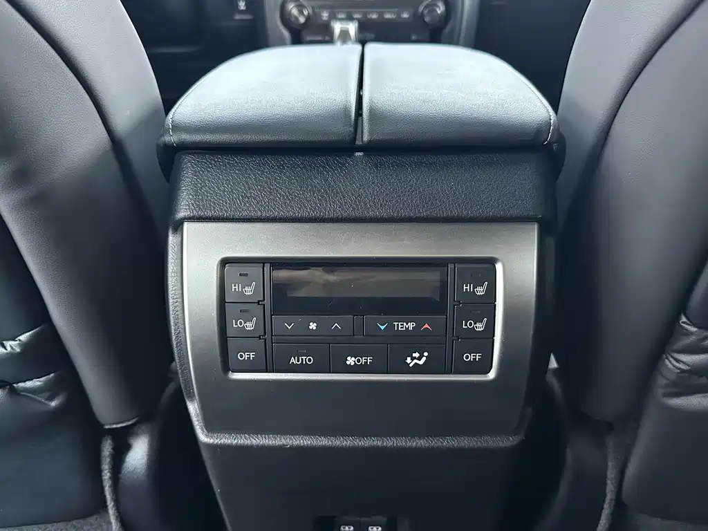 Lexus GX 2022 — фото 19