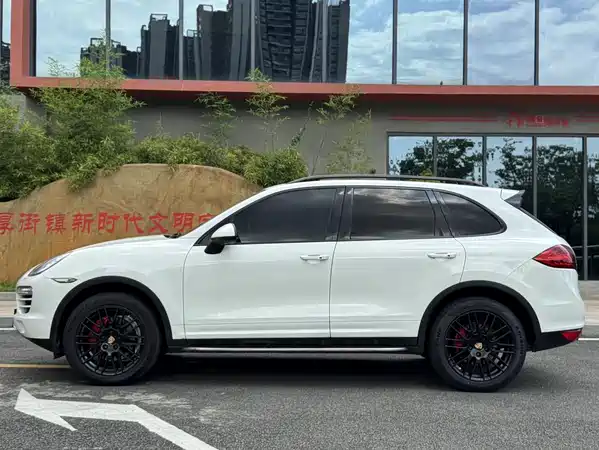 Porsche Cayenne 2013