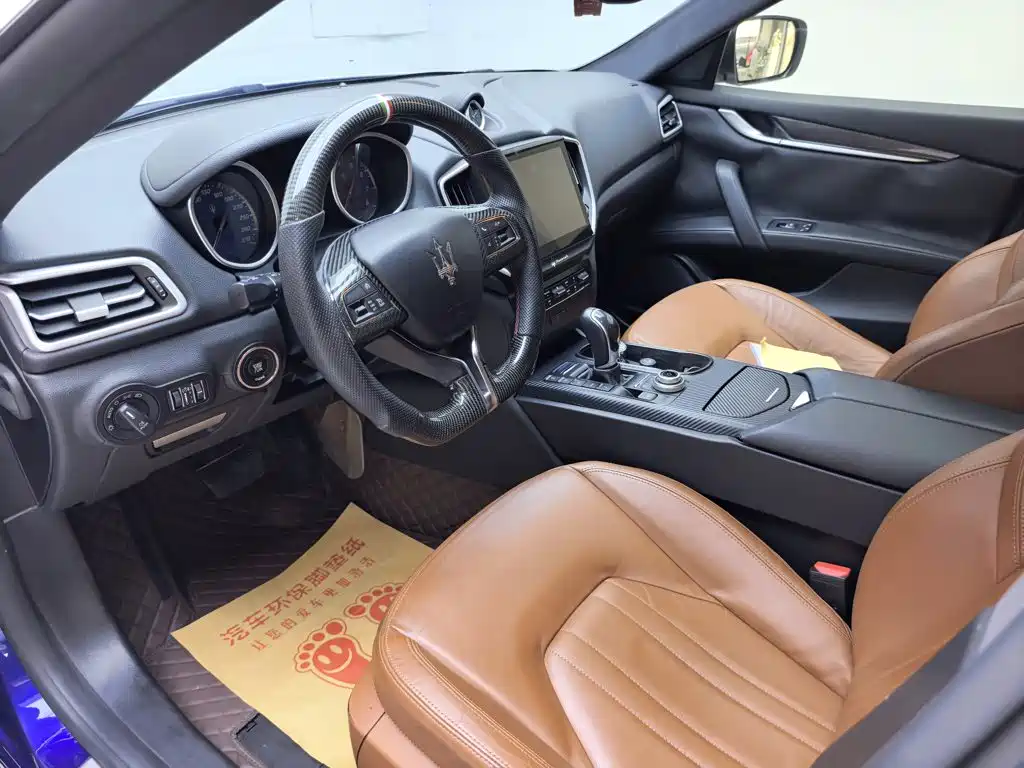 Maserati Ghibli 2016 — фото 10