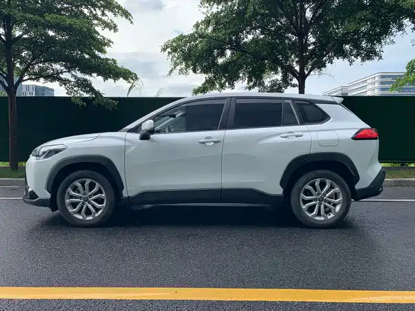 Toyota Frontlander 2025