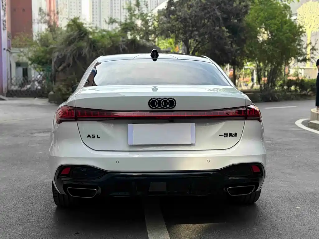 Audi A5L 2026 — фото 5