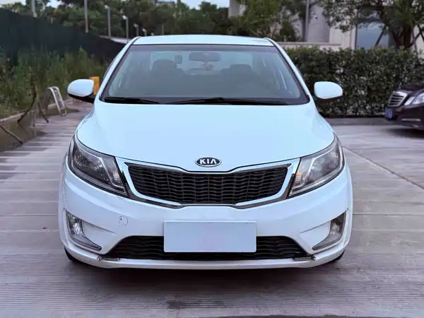 Kia K2 2013