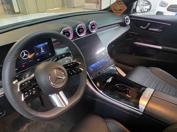 Mercedes-Benz C-Class 2022