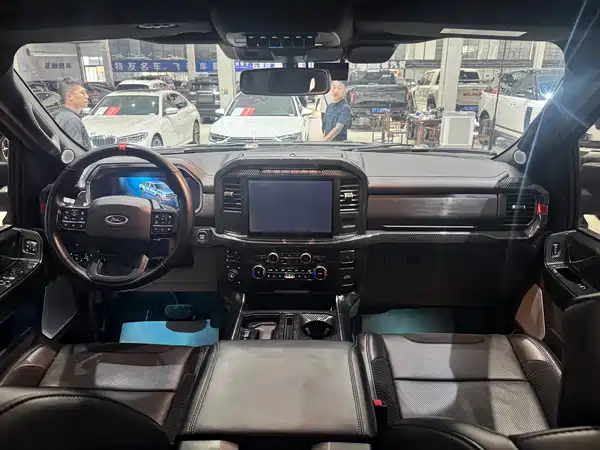 Ford F-150 Raptor 2023