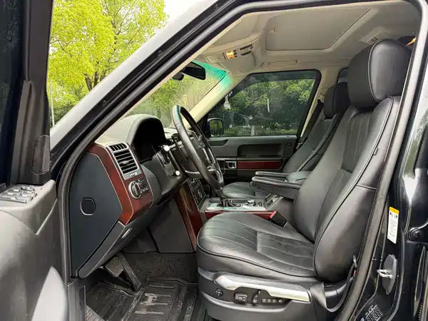 Land Rover Range Rover 2011