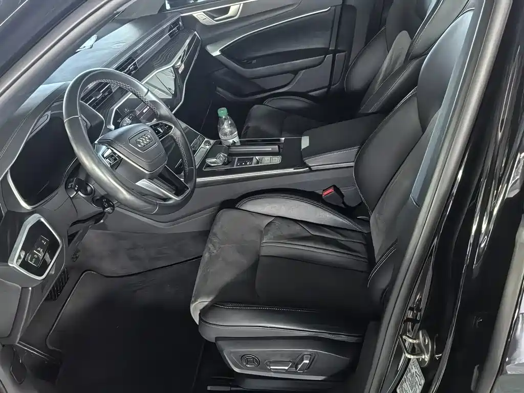 Audi A6L 2025