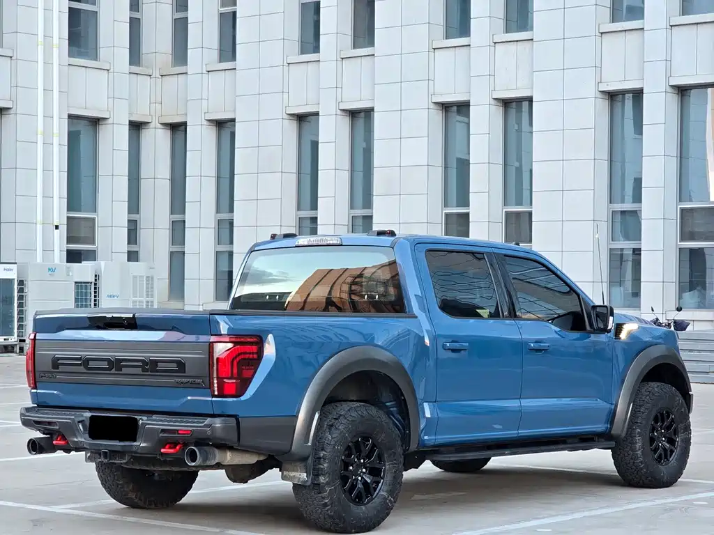 Ford F-150 Raptor 2023 — фото 7
