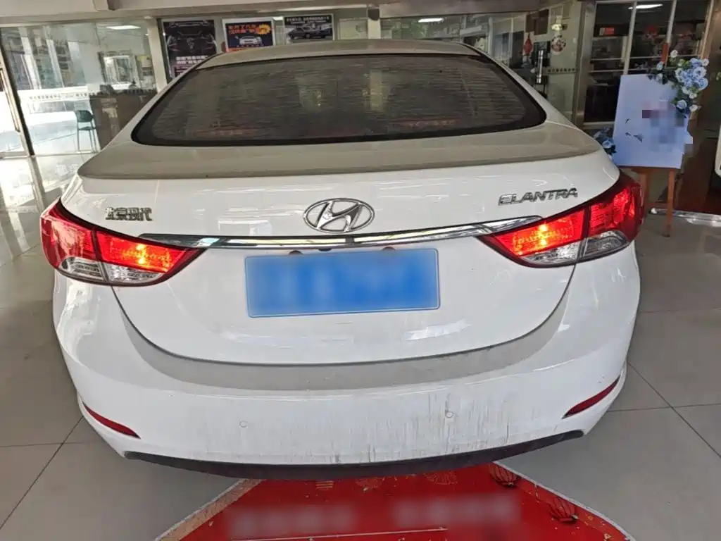 Hyundai Elantra Langdong 2015 — фото 6