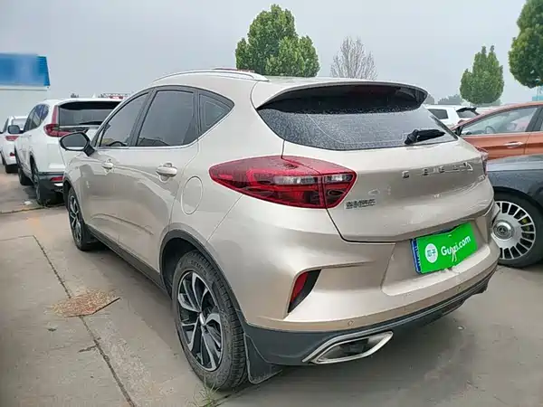 Geely Emgrand GS 2021