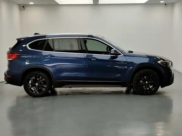BMW X1 2021