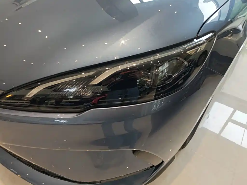 BYD Seal 05 DM-i 2026 — фото 24