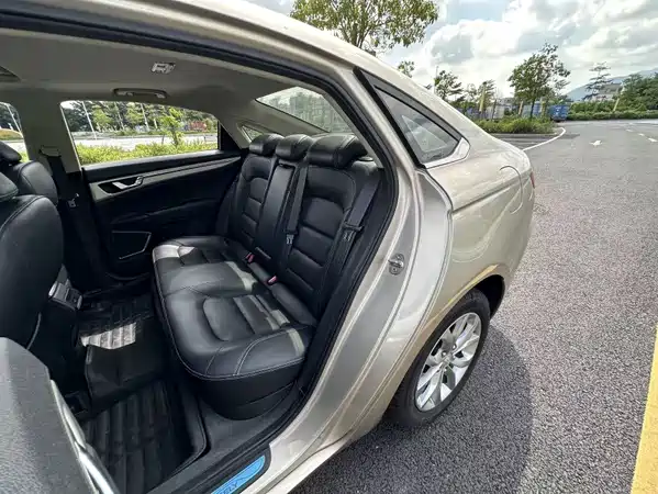Geely Emgrand GL 2017