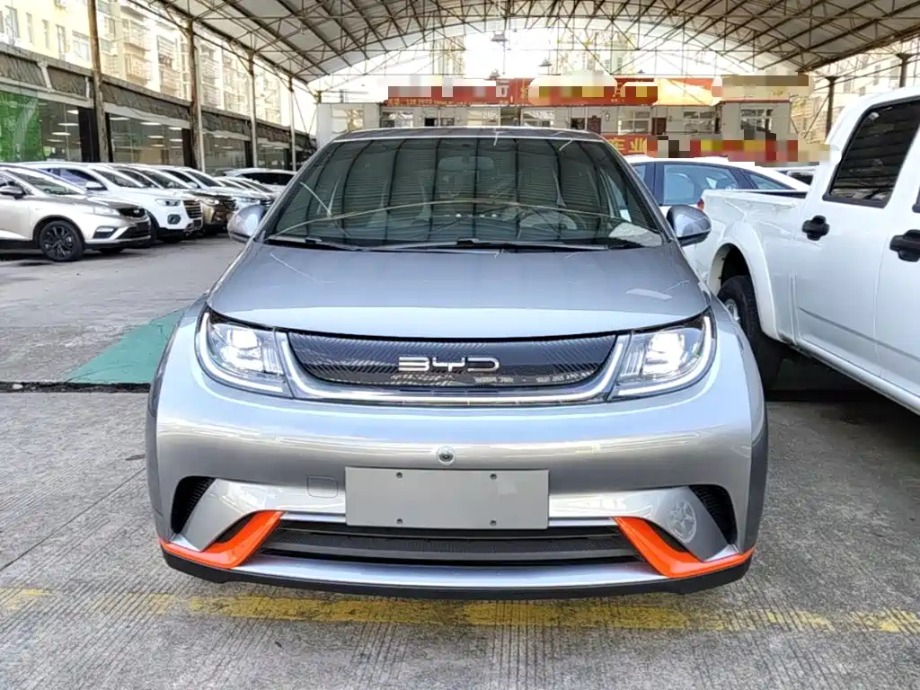 BYD Dolphin 2023