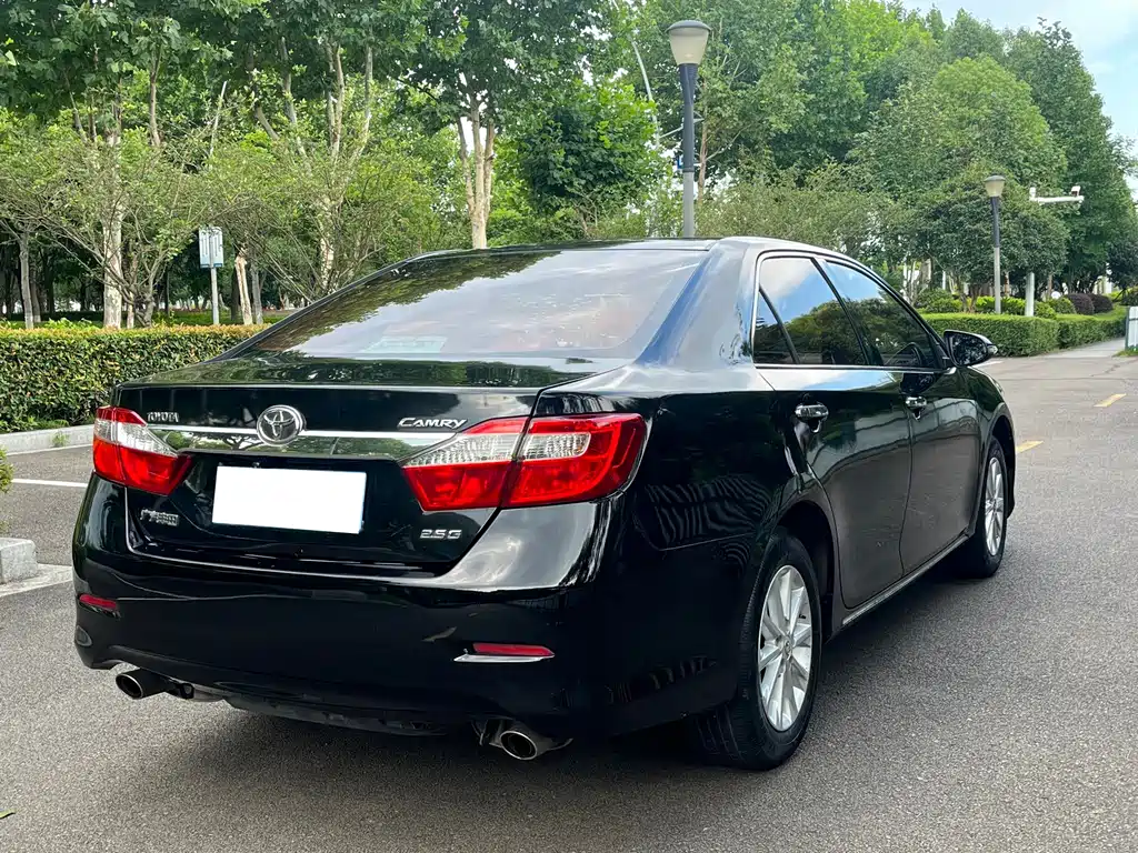 Toyota Camry 2013
