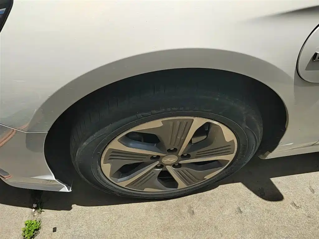 Hyundai Sonata PHEV 2019 — фото 23