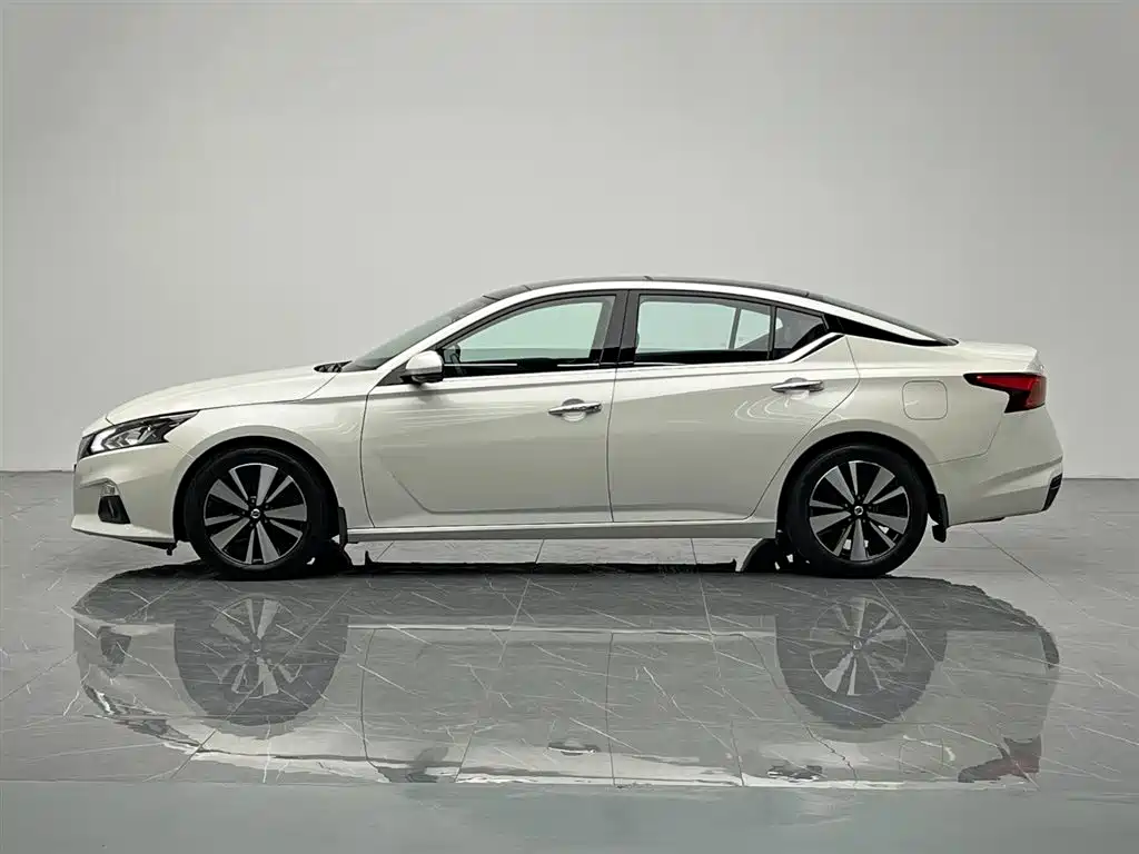 Nissan Teana 2021