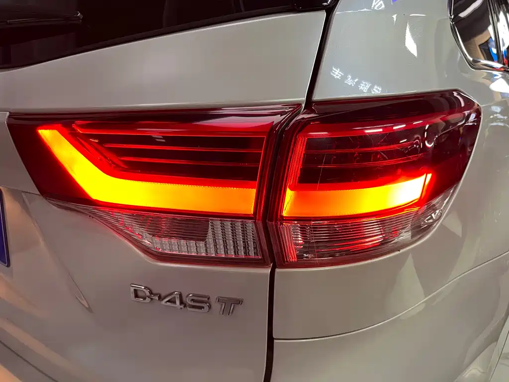 Toyota Highlander 2020 — фото 12