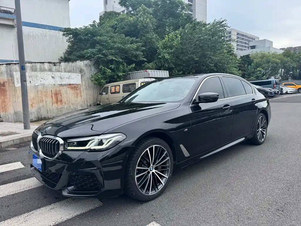 BMW 5 Series 2022