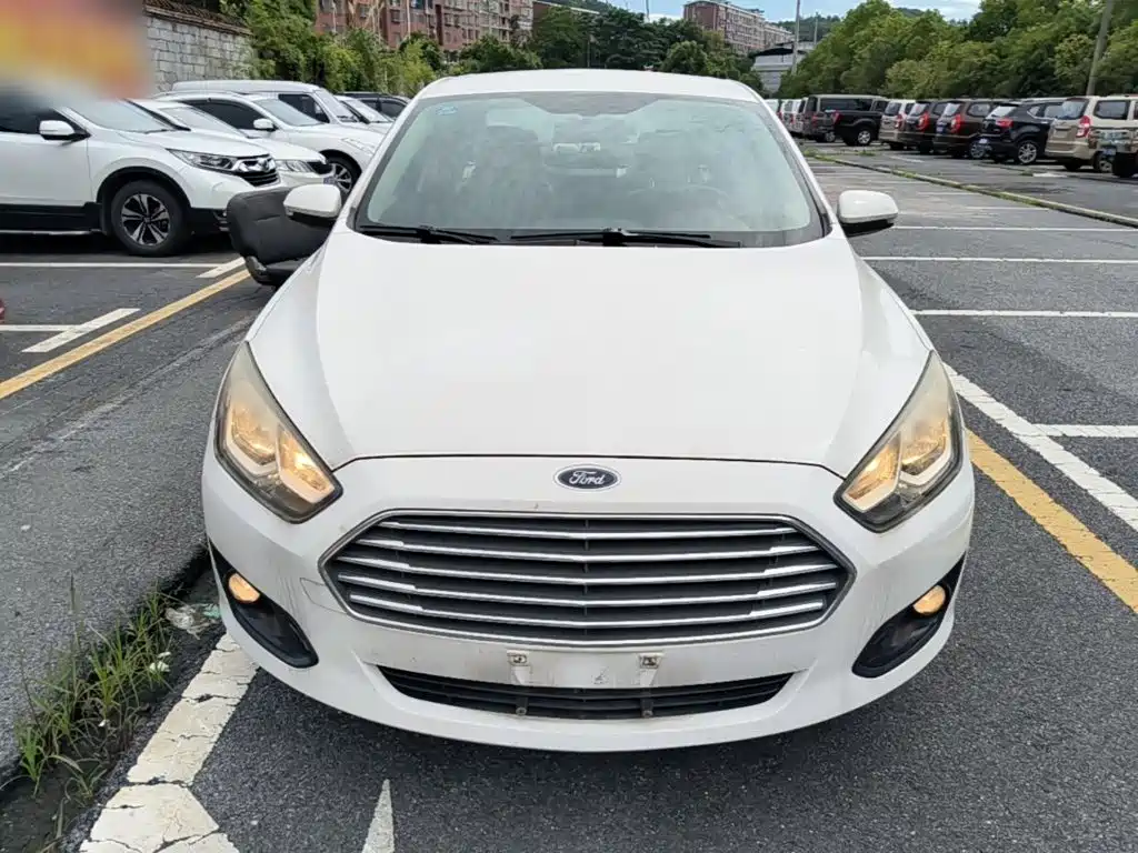 Ford Escort 2016