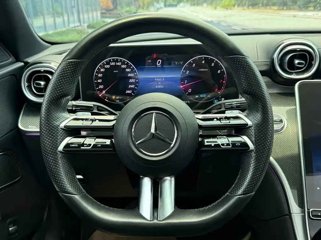 Mercedes-Benz C-Class 2022