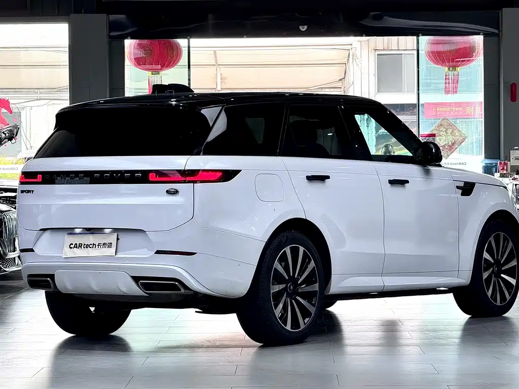 Land Rover Sport 2024 — фото 2