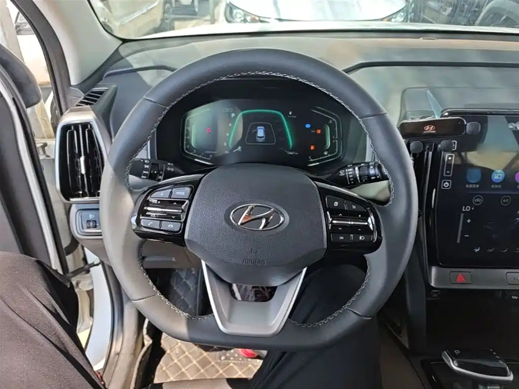 Hyundai ix35 2023 — фото 11