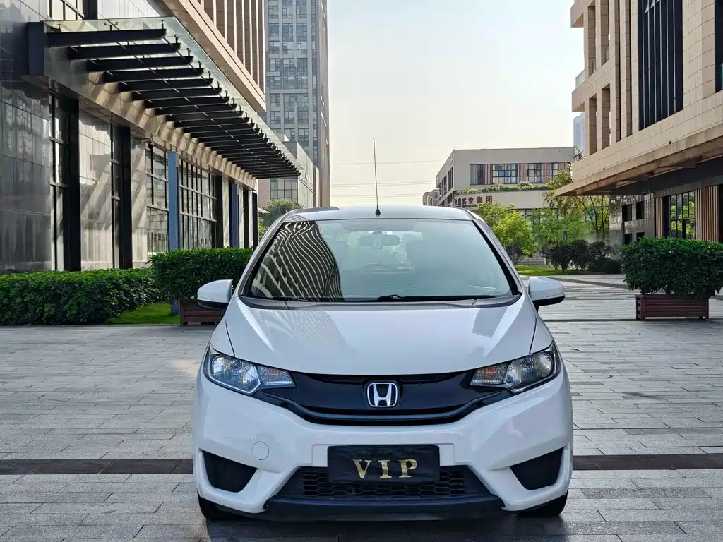 Honda Fit 2016 — фото 1