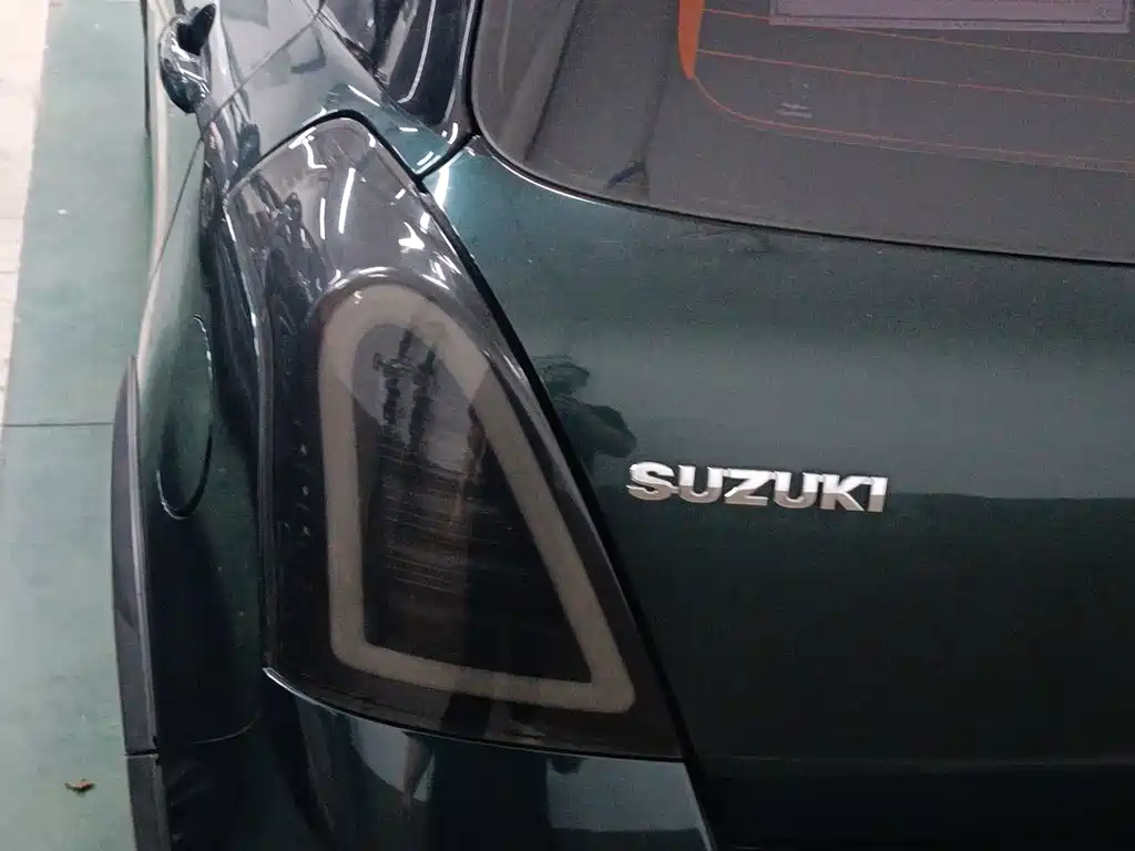 Suzuki Swift 2017 — фото 16