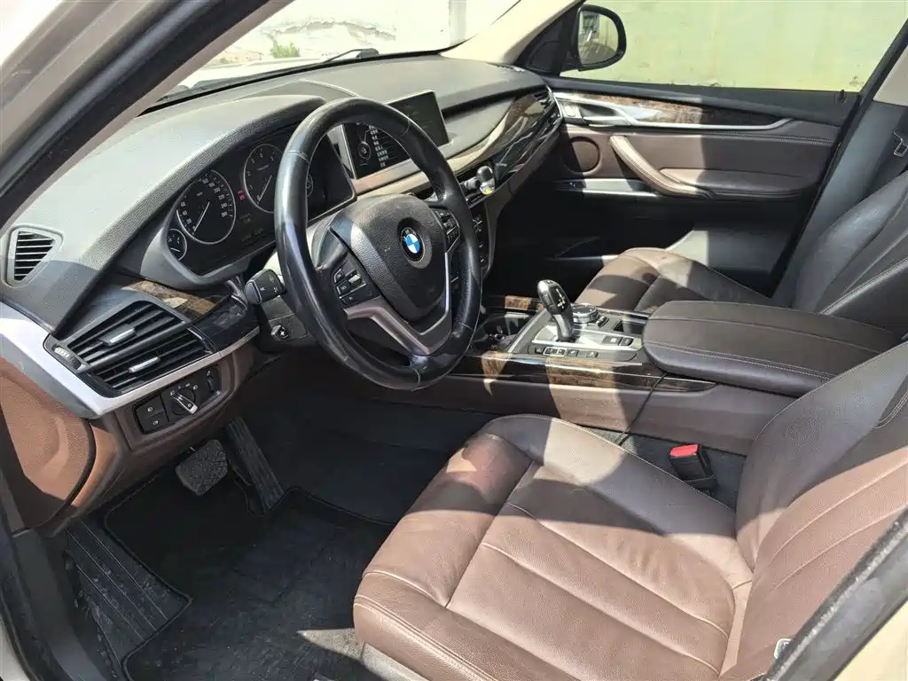 BMW X5 2015 — фото 13