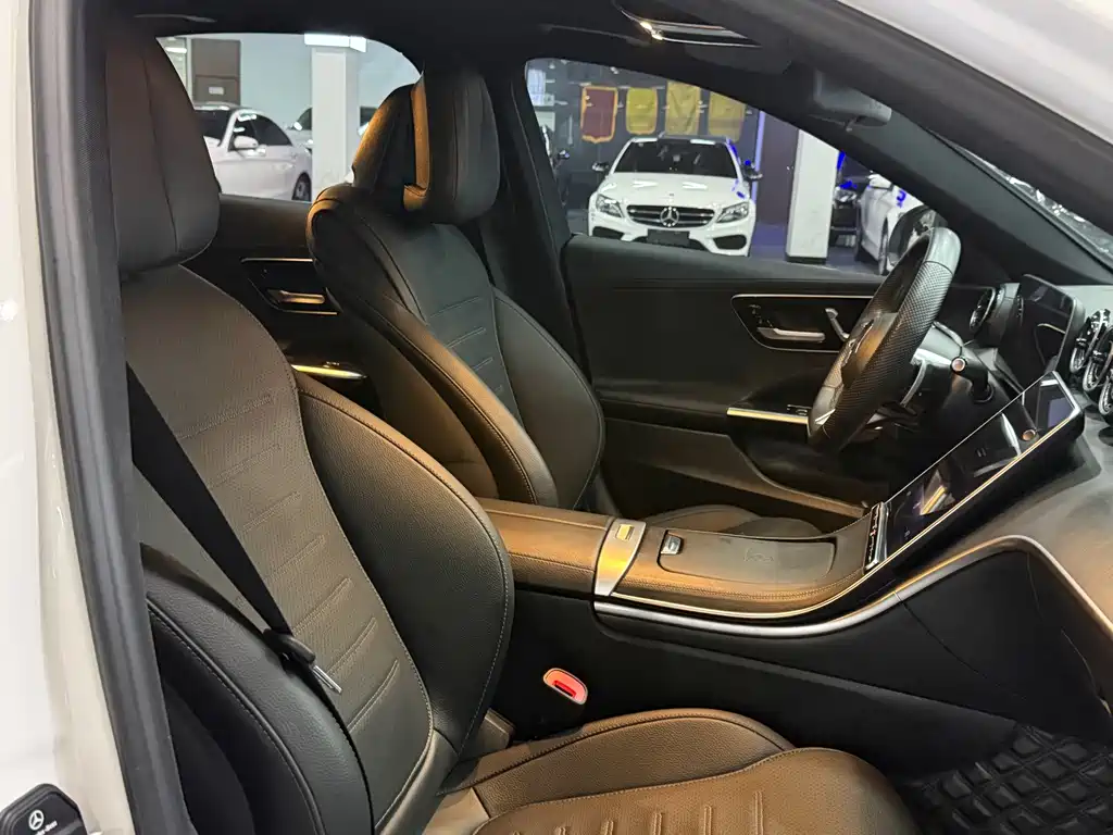 Mercedes-Benz C-Class 2022