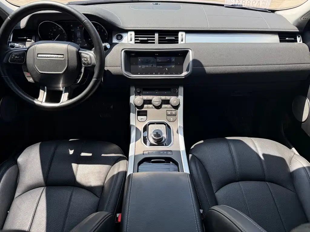 Land Rover Evoque 2018 — фото 9