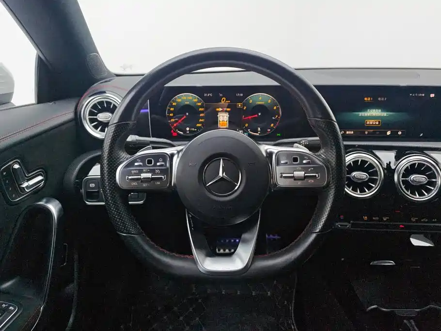Mercedes-Benz CLA 2020 — фото 15
