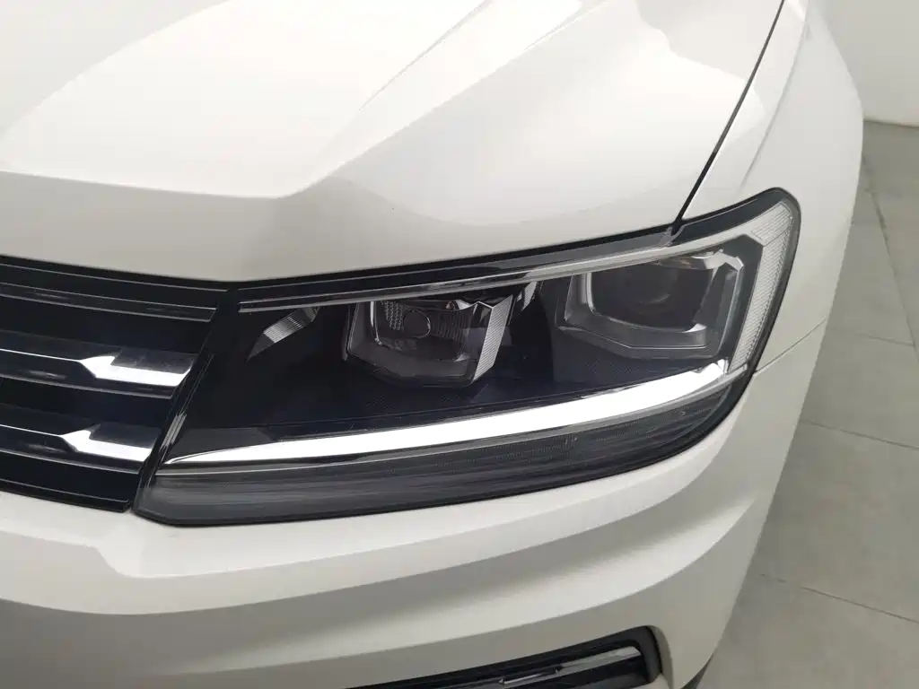 Volkswagen Tiguan L 2018 — фото 7