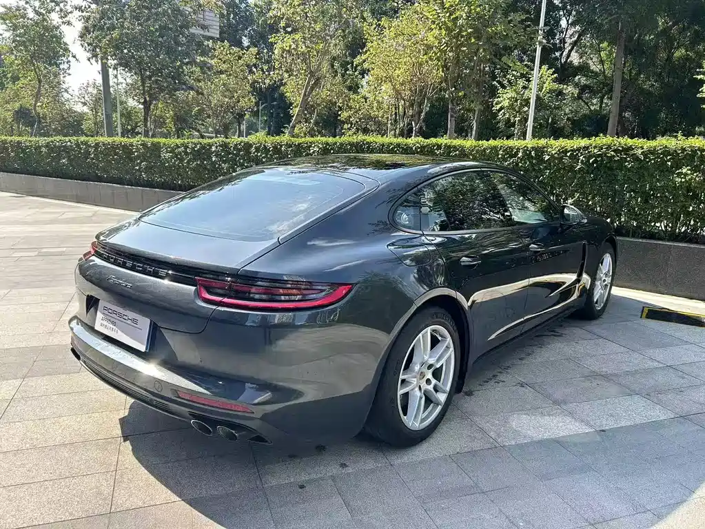 Porsche Panamera 2020 — фото 7