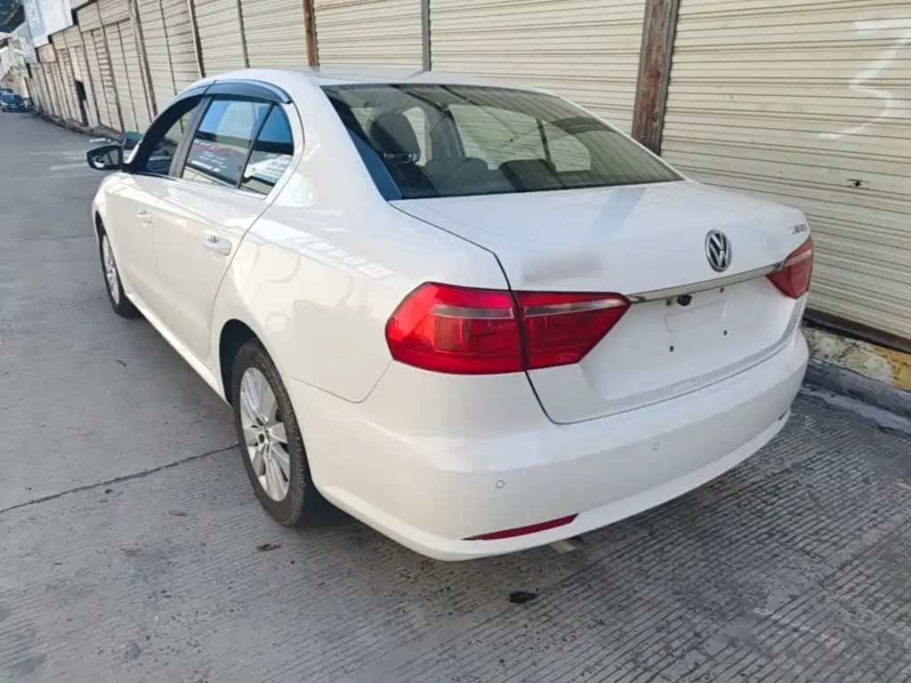 Volkswagen Lavida 2014
