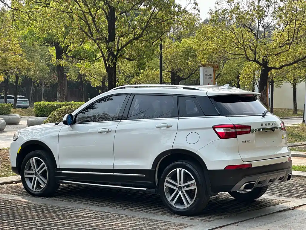 Haval H6 Coupe 2017 — фото 16