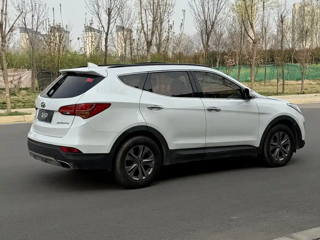Hyundai Santa Fe 2017 — фото 6