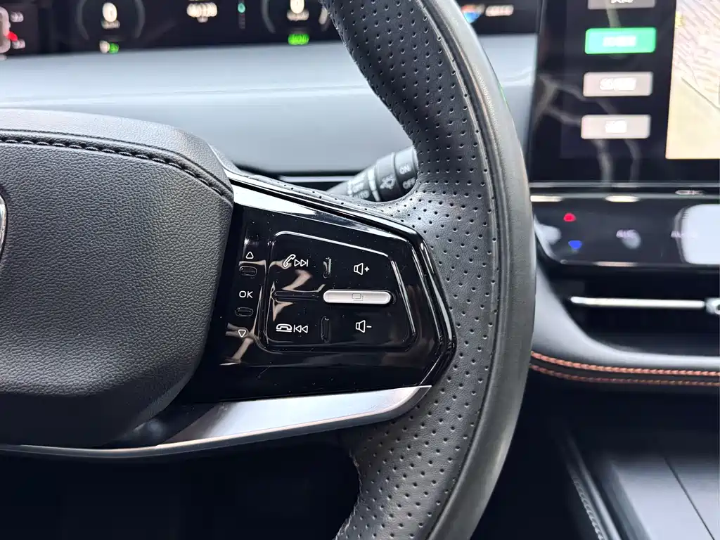 Changan UNI-K Smart Electronic Idd 2022 — фото 20