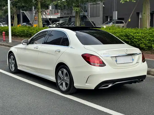 Mercedes-Benz C-Class 2020